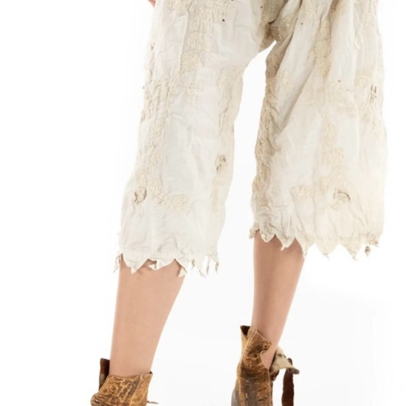 Magnolia Pearl Embroidered Khloe Bloomers 189 Moonlight NWT (RARE ITEM) - Picture 5 of 11